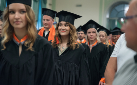 Inženierzinātņu un informācijas tehnoloģiju fakultātes absolventu vasaras izlaidums 2024